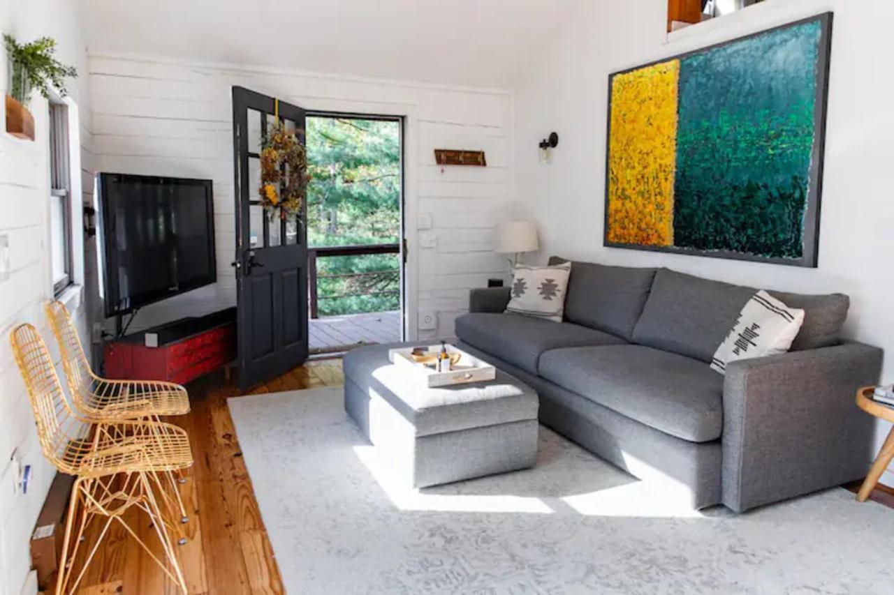 Villa Hot Tub Charming & Chic Mountain Gem On Sleepy Creek Berkeley Springs Exterior foto