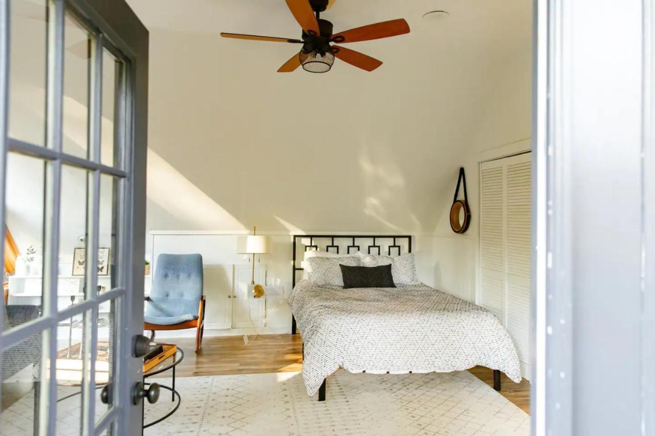 Villa Hot Tub Charming & Chic Mountain Gem On Sleepy Creek Berkeley Springs Exterior foto