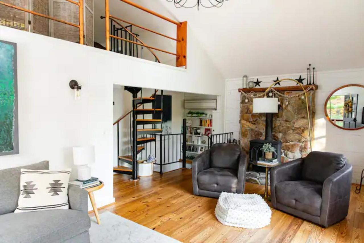Villa Hot Tub Charming & Chic Mountain Gem On Sleepy Creek Berkeley Springs Exterior foto